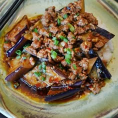 Eggplant In Garlic Sauce, Appetizers Meat, Keto Meat, Asian Dish, Garlic Sauce Recipe, Mapo Tofu, Eggplant Dishes, Hot And Sour Soup, Meat Appetizers