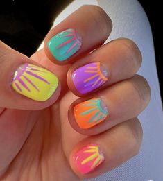 Super Fancy Nails, Funky Fun Nail Designs, Colorful Crazy Nails, Chic Colourful Outfits, Fun Pretty Nails, Bright Design Nails, Neon Tortoise Shell Nails, Two Tone Nail Designs Color Combos, Fun Colourful Nails