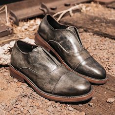 Category:Oxfords; Upper Materials:Leather; Embellishment:Splicing; Season:Spring,Fall; Gender:Men's; Size Suggestion:standard size, select your usual size; Activity:Walking; Toe Shape:Round Toe; Style:Casual; Boot Shaft:Booties / Ankle Boots; Outsole Materials:Rubber; Occasion:Daily; Closure Type:Loafer; Function:Comfortable; Pattern:Solid Colored; Listing Date:10/23/2023; 2024 Trends:Retro,Formal Shoes; Foot Length:null; Foot Width:null; Size chart date source:Provided by Supplier. Fall Wingtip Slip-on Leather Shoes, Leather Cap Toe Oxfords For Fall, Vintage Leather Shoes With Flat Heel For Fall, Fall Office Wingtip Oxfords, Fall Leather Shoes With Brogue Detailing And Flat Heel, Fall Flat Heel Leather Shoes With Brogue Detailing, Fall Oxfords With Cap Toe, Fall Oxford Shoes With Leather Sole, Fall Oxfords With Leather Sole