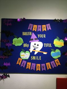 Fall Dental Bulletin Board, Dental Halloween Decor, Fall Dental Office Decor Ideas, Dental Bulletin Board Ideas, School Nurse Office Set Up, School Nurse Decorations, Nurse Decorations, School Nurse Posters, School Nurse Elementary