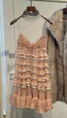 Frilly Clothes Aesthetic, Fairy Aesthetic Fashion, Flamboyant Chic, Nashville New Years Eve Outfit, Fashion Astethic, Concert Outfit Dress, Lacey Outfits, Dress Summer Aesthetic, Pink Frilly Dress