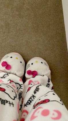 Hello Kitty Pajama Pants, Hello Kitty Winter, Hello Kitty Slippers, Hello Kitty Pattern, Home Cartoon, Kitty Pattern, Room Cute, Korean Student