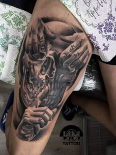 Omerta Tattoo Design, Tattoo Design Hand, Men Tattoos Arm, Tattoos Arm Sleeve, Skull Girl Tattoo, Tattoos Arm, Skull Sleeve, Gangsta Tattoos