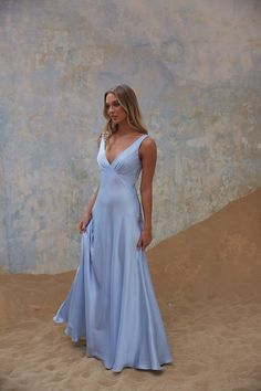 Dress Code Wedding, Prom Dress Inspiration, Grad Dresses, Blue Bridesmaids, Glam Dresses, Style And Grace, Stretch Satin, Wedding Attire