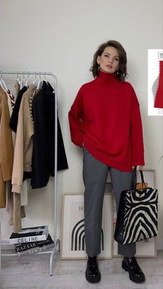 Red Sweater Outfit, Elegantes Outfit Damen, Cold Fashion, Stylish Work Attire, Office Outfits Women, Stylish Work Outfits, Interview Outfit, Red Sweater