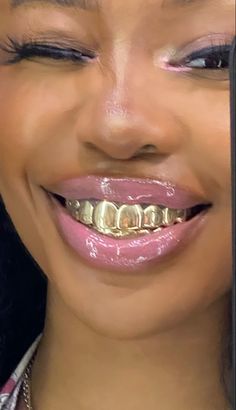 Sza with grills Sza Instagram, Sza Singer, Diamond Teeth