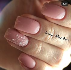 Nails Subtle, Simple Wedding Nails, Nail Art Noel, Short Bride, Banff Wedding, Nails For Bride, Small Nails, Makeup Nails Designs, Beauty Hacks Nails