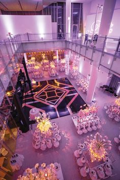 an overhead view of a banquet hall with tables and chairs