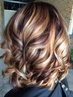 Brunette Hair With Chunky Blonde Highlights, 2023 Short Hair Color Trends For Women, Spring Hair Color Ideas For Brunettes Straight, Brunette Summer Hair Color 2024, Mom Cuts Long Lengths, Summer Hair Color For Brunettes Medium Length, Fall Colors For Hair, Highlights Lowlights Brown Hair, Blonde Hair With Auburn Lowlights