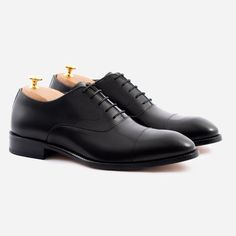 Best Business Casual Shoes, Mens Business Casual Shoes, Business Casual Shoes, Oxford Brogues, High End Shoes, Oxford Shoes Men, Elegant Shoes, Mens Oxfords