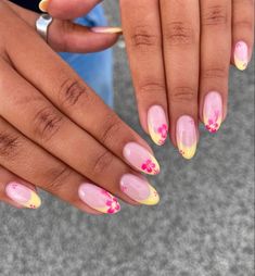 Hawaii Nails, Smink Inspiration, Her Nails, Summer Acrylic Nails, Beach Nails, Yellow Nails, Short Acrylic Nails, Cute Acrylic Nails