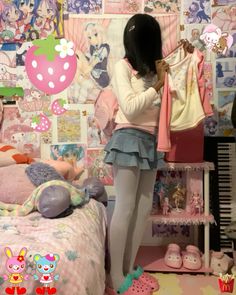 Kawaii Bedroom, Silly Clothes, Hat Aesthetic, J Fashion, Dope Fashion, Kawaii Clothes, Retro Aesthetic, Really Cute Outfits, Kawaii Fashion