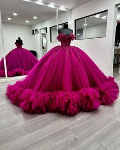 AYUB on Instagram: "Hermoso #xvaños 😍 #ayubdesigns ❤️💜💚🧡💛💙 Vendido!" Sweet 16 Ball Gowns, Sweet 16 Ball, Sweet Sixteen Dresses, Purple Quinceanera Dresses, Sweet 15 Dresses, Quinceanera Dresses Pink