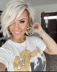 Edgy Short Hair, Hairdos For Short Hair, Short Hair Over 60, Hair Affair, Hair Color And Cut, Hair Envy, Trendy Short Hair Styles, Hair Today, Great Hair