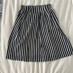 Navy Blue And White Stripped Midi Skirt Nwt Size 00 Chic Striped Lined Skirt Bottoms, Chic Relaxed Skirt With Striped Hem, Chic Skirt With Striped Hem And Relaxed Fit, Chic Striped Knee-length Bottoms, Chic Vertical Stripes Skirt For Spring, Chic Striped Skort For Spring, Chic Spring Skirt With Striped Hem, Chic Striped Mini Skirt With Lining, Chic Vertical Stripes Midi Skirt