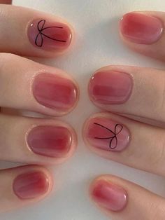 Cute Small Korean Nails, Korean Gel Manicure, Clear Polish Nail Designs, Korean Nail Trends 2024, Korean Nail Style, Short Nails Bow Design, Fairy Nail Art Short, Cute Gel Nail Designs For Short Nails, Nail Bow Designs