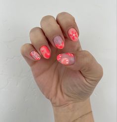 Nails Glow In The Dark, Boho Nails, Retro Nails, Minimal Nails, Casual Nails