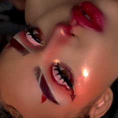 Devil Makeup Halloween, Baddie Halloween, Disney Inspired Makeup, Demon Makeup, Halloween Makeup Look, Devil Makeup, Halloweenský Makeup, Halloween Make-up Looks, Holloween Makeup