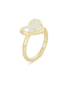 Ari Heart Gold Band Ring in Iridescent Drusy | Kendra Scott Kendra Scott Rings￼, Pretty Promise Rings Gold, Birthday Wishlist For Teens, Kendra Scott Rings, Preppy Ring, Kendra Scott Ring, Iconic Symbols, Heart Band