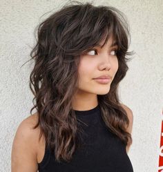 The Best Butterfly Haircut Ideas for Girls Shaggy Long Hair, Long Shag Haircut, Textured Curly Hair, Shaggy Haircuts, Shag Hairstyles, Wolf Cut, Edgy Hair, Shag Haircut, Long Layered Hair