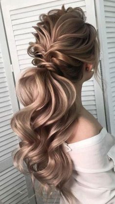 #Fashion#stylehairstyles#beauty Braid Hair Style, Bridesmaid Purses, Messy Hair Updo, Hairdo Wedding, Wedding Hair Inspiration, Braid Hair, Hair Up Styles