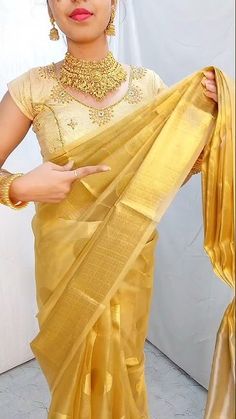 Sari Draping, Saree Drape, Dress Sew, Pleated Saree, Morning Mantra, Set Saree