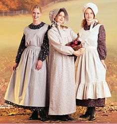 Amish Dress, Pioneer Costume, Pioneer Clothing, Pioneer Dress, Bonnet Pattern, Costume Sewing Patterns, Theatre Costumes, Costume Patterns