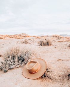 Blush Cake, Western Aesthetic Wallpaper, Fondant Techniques, Cowboy Photography, App Ikon, Western Photo, Western Photography, Cowboy Aesthetic