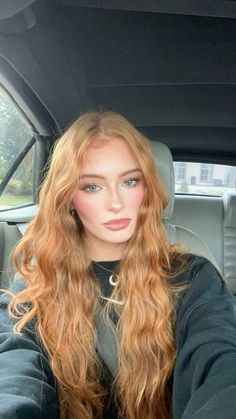 Redhead Baddie Aesthetic, Neutral Ginger Hair, Girl With Strawberry Blonde Hair, Ginger Hair Orange, Ginger With Highlights, Dirty Strawberry Blonde Hair, Subtle Strawberry Blonde, Ginger Blonde Hair, Ginger Makeup