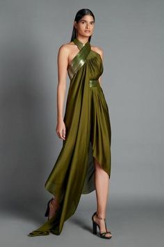 Shop for Amit Aggarwal Green Crinkled Chiffon Metallic Draped Backless Dress for Women Online at Aza Fashions Drape Dresses Indian, Amit Aggarwal, Chiffon Embroidery, White Ruffle Dress, Backless Midi Dress, Set Saree, A Line Kurta, Dress Indian, Going Green