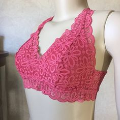 New With Tags. Size Medium This Is A Lacey Pinkish Orange Colored Bralette By Victoria’s Secret. No Padding Or Underwire For Comfort And Sexy Design With Adjustable Straps. This Style Has Been Discontinued And Will Soon Be Impossible To Find. Price Firm. Ship Daily Except Weekends. V21911902 Pink Bra Friendly Top For Spring, Feminine Pink Bra For Spring, Pink Tops For Spring, Pink Feminine Bra Friendly Top, Feminine Sleeveless Bra For Spring, Feminine Beach Bra For Spring, Feminine Stretch Bra For Spring, Fitted V-neck Bra For Spring, Feminine Spring Beach Bra