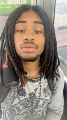 #Piercings #locs#dreadhead #2strands #fluffydreads #retwist #fashion #streatwear #kupidsparadise #00 #grwm #baggypants #y2k... Fine Shyt, Cute Dreads, Retro Photography, Facial Piercings, Black Men Hairstyles, Piercings Unique, Men Hairstyles, Gender Envy, White Men