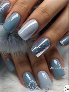 Jill Aesthetic, Nails Invierno, Fall Gel Nails, Silver Nail, Fancy Nails Designs, Makijaż Smokey Eye, July Nails, Blue Nail