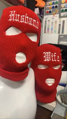 Ski Mask Couple Aesthetic, Mask Couple Aesthetic, Ski Mask Couple, Black Matching Pfp, Ski Mask Tattoo, Mask Couple, Balaclava Ski Mask, Thug Girl, Mask Aesthetic