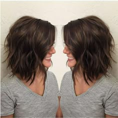 Short Brunette Hair, Hair Cuts With Layers, New Hair Ideas, Medium Length Hair With Layers, Hairstyles Color, Hair Skin And Nails, Shoulder Length Hair Cuts, Short Hair With Layers