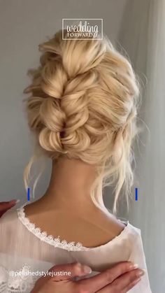 Wedding Updos For Short Hair ❤ Wedding updos for short hair are not that hard to pull off. With the accessories and hair products, you'll have the perfect short hairstyle! #wedding #bride #weddingforward #weddingupdosforshorthair Above Shoulder Hair Updo, Short Wedding Hairstyles Updo, Short Hair Updos For Prom, Christmas Party Updo Short Hair, Should Length Hair Updo, Updo Ideas For Medium Length Hair, Creative Updos For Medium Hair, Short Updos Women, Shoulder Length Up Do