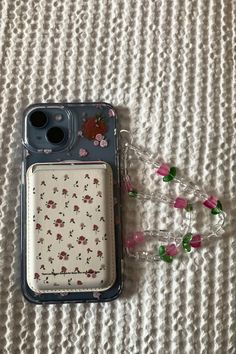 Cute iPhone Case + Floral Wallet Iphone Case Inspo Clear, Karla Aesthetic, All Apple Products, Trendy Cases, Retro Phone Case, Iphone Stand, Girly Phone Cases, Iphone Case Stickers, Kawaii Phone Case