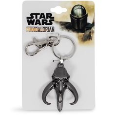 a star wars key chain with a helmet on it