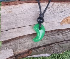 Handmade Green Jade Japanese Shinto Magatama  Protection  Pendant Medium Size and will come with a free strong fully adjustable waxed cord that should fit any size neck. Pendant Length Medium 22.mm Pendant Width 14.mm. Jade   $26 All Postage From My Shop Is My Own Discounted Track And Trace Registered Post Price With Tracking Number Emailed To Customer When Shipped. Hand Drilled Black Wooden Bead The Magatama Shinto talisman  symbolizes "avoidance of evil" or the "magic of good fortune." Its ori Neck Pendant, Protection Pendant, Pad Bag, Personal Protection, Protection Stones, Ancient China, Green Jade, Cord Necklace, Jade Green