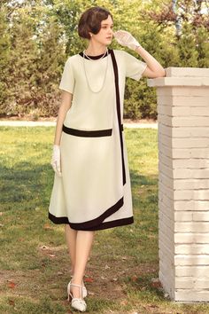 Shop 1920s Casual Dresses - Color Block Day Dress | BABEYOND 1920 Modern Fashion, 1920 Clothes, Modest 1920s Dress, 1920s Dresses Casual, 1920s Style Day Dresses For Spring, 1920s Fashion Women Casual Day Dresses, Vintage Cape Dress, 1920s Dresses, 1920s Fashion Casual