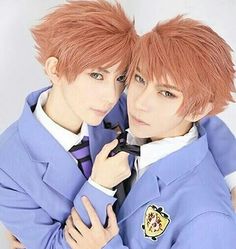 @willie.chia and KumaQi {China} as Hikaru Hitachiin and Kaoru Hitachiin {Ouran… Kaoru Ohshc, Kaoru Hitachiin, Zootopia Cosplay, Hikaru Hitachiin, Ouran Highschool Host Club, Perfect Cosplay, Ouran Highschool, Cosplay Boy, Ouran Host Club