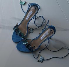 Butterfly Heels, Pretty Heels, Heels Aesthetic, Shoes Heels Classy, Classy Shoes, Narita, Heels Classy, Girly Shoes