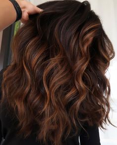 Mahogany With Caramel Highlights, Caramel Copper Hair, Medium Balayage Hair, Balayage Straight Hair, Bronde Balayage, Caramel Balayage, Brunette Balayage Hair