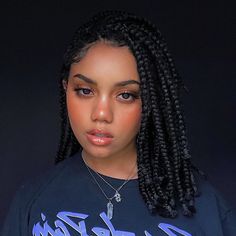 Short Braids For Black Women, Boxed Braids, Braids For Black, Short Box Braids Hairstyles, Short Box Braids, Long Box Braids, Pelo Afro, Short Braids, Box Braids Styling