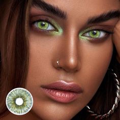 Halloween Eye Contacts, Colored Contact Lenses Halloween, Contact Lenses Color, Color Contacts For Halloween, Cool Contacts, Prescription Contact Lenses, Hair Colour For Green Eyes, Best Colored Contacts, Eye Color Chart