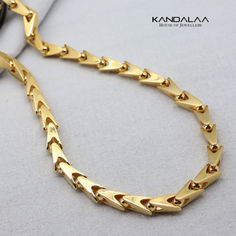 Crafted from luxurious 22kt gold, this men's chain exudes regal elegance, elevating any ensemble with its timeless allure. Men Jewellery, Man Jewelry, Regal Elegance, Gold Chain Design, Mens Gold Jewelry, Home Stairs Design, Chain Design, Mens Gold