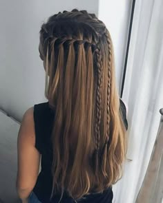 Peinado Single Braids Hairstyles, Waterfall Braid Hairstyle, Amazing Hairstyles, French Braids, Braid Hairstyle, Waterfall Braid, Pinterest Hair, Braid Hair