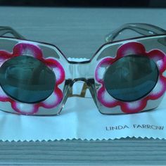 Linda Farrow Sunglasses Brand New Japanese Designer Color- Clear Grey With Hot Pink Flowers Linda Farrow Sunglasses, Valentino Sunglasses, Oliver Peoples Glasses, Guess Sunglasses, Hot Pink Flowers, Kate Spade Sunglasses, Gold Aviator Sunglasses, Fendi Sunglasses, Red Sunglasses