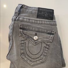 Sz 24 True Religious Jeans, No Tags But Never Worn, Perfect Condition Crystal Jeans, Swaggy Fits, Thrift Inspo, Dream List, Future Wardrobe, 2000s Fashion Outfits, Y2k Clothes, Y2k Jeans, Y2k Outfits