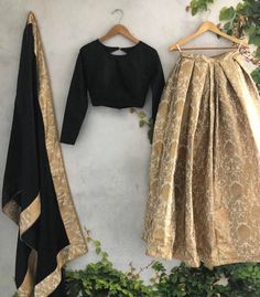 Indian Designer Lehenga, Casual Summer Dresses Sundresses, Designer Crop Top, Lehenga For Wedding, Bridesmaid Dresses Indian, Onam Outfits, Brocade Lehenga, Crop Top Lehenga